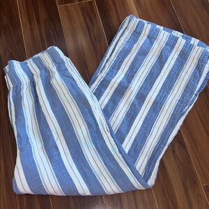 Medium Old Navy 100% cotton wide leg pants